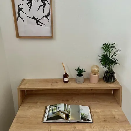 Relax Under The Mulberry Tree Apartment