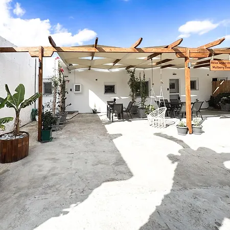 Apartment Relax Under The Mulberry Tree *